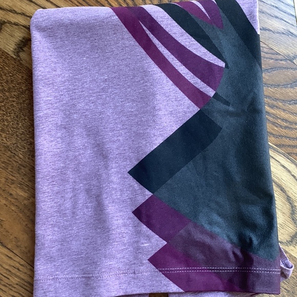 Under Armour Women’s Heat Gear Tank - Size Small - Picture 13 of 13